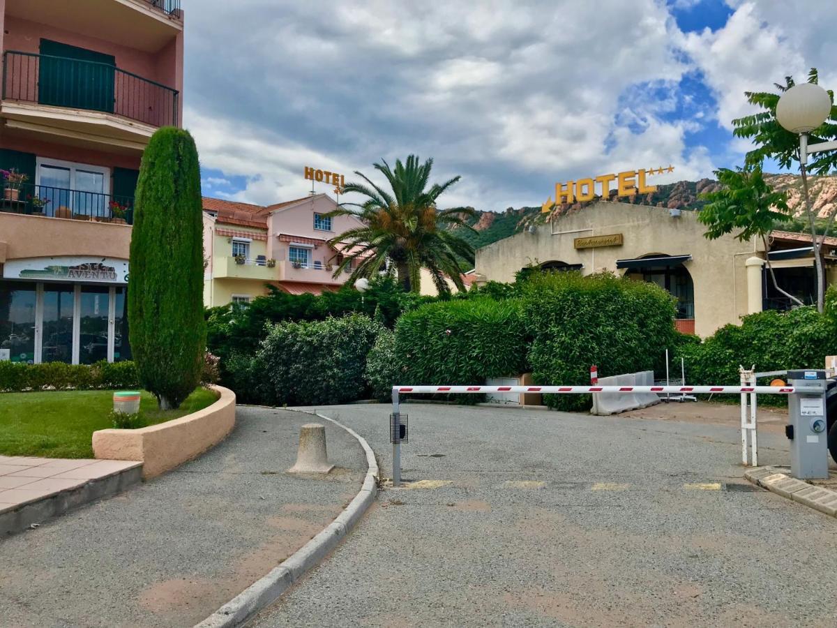 Les Marines d'Agay Studio climatisé Saint-Raphaël Esterno foto
